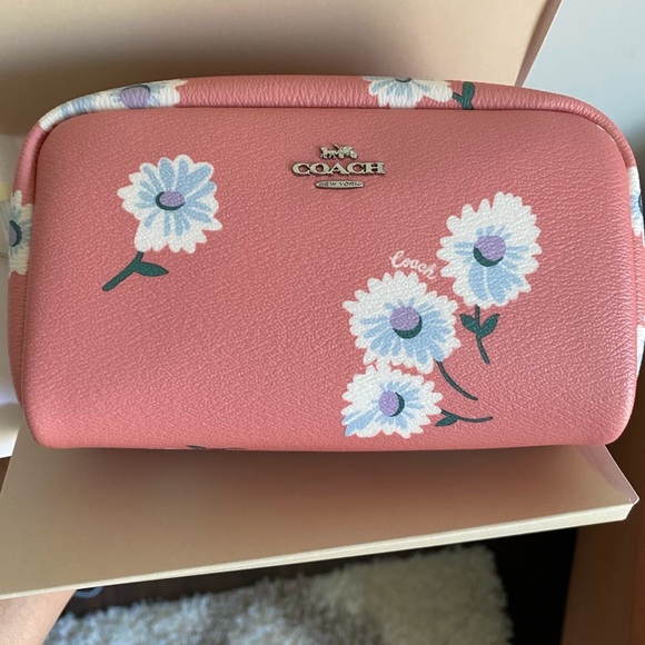 Coach Boxy Cosmetic Bag Set of 2! - Picture 2 of 7